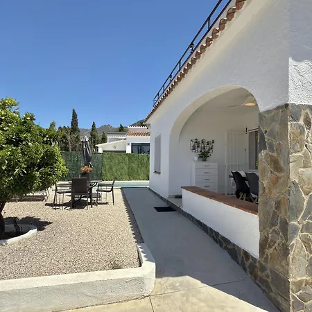 Villa Pallares 64 *