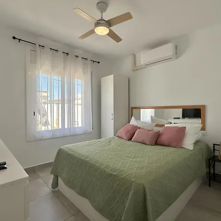 Villa Pallares 64 *